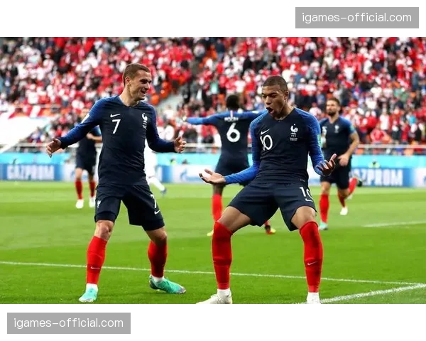 法国职业足球联盟提议，下赛季起将替补席报名人数增加至12人