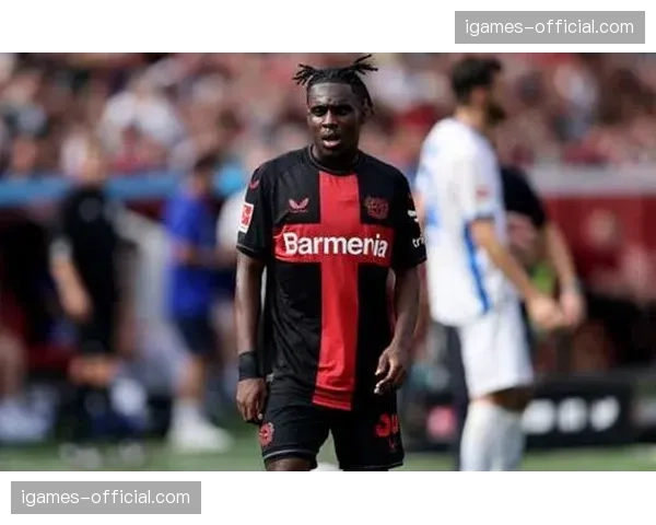 英国媒体报道，曼联有意在今夏引进勒沃库森边后卫弗林蓬